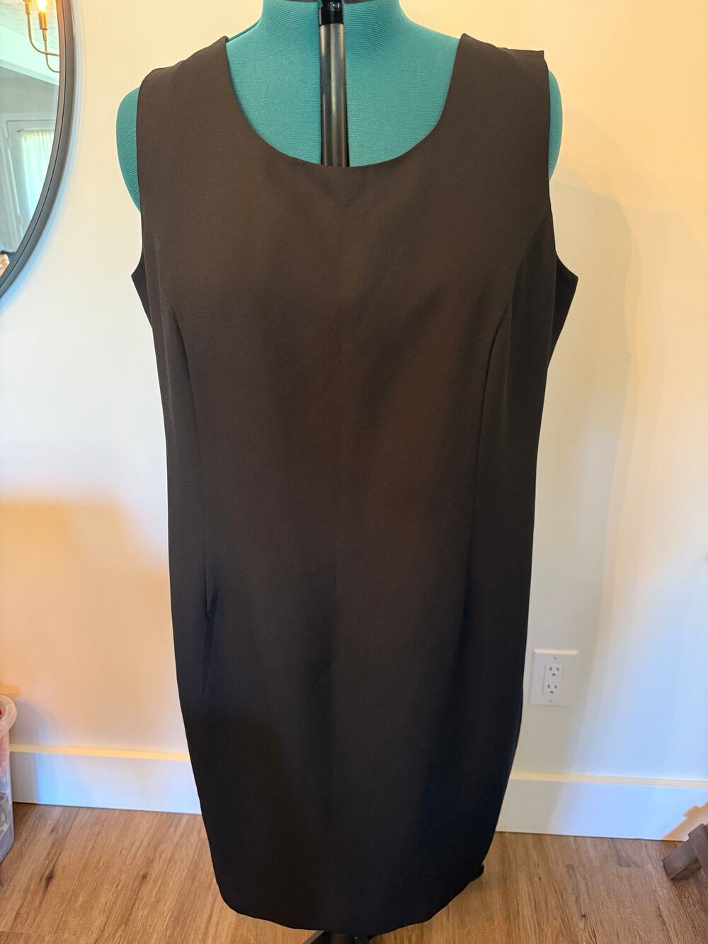Jessica Howard Sleeveless Black Simple Black Dress Size 24